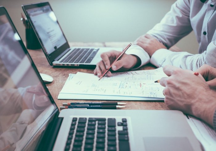 Booking desk: routes, shifts and headcount